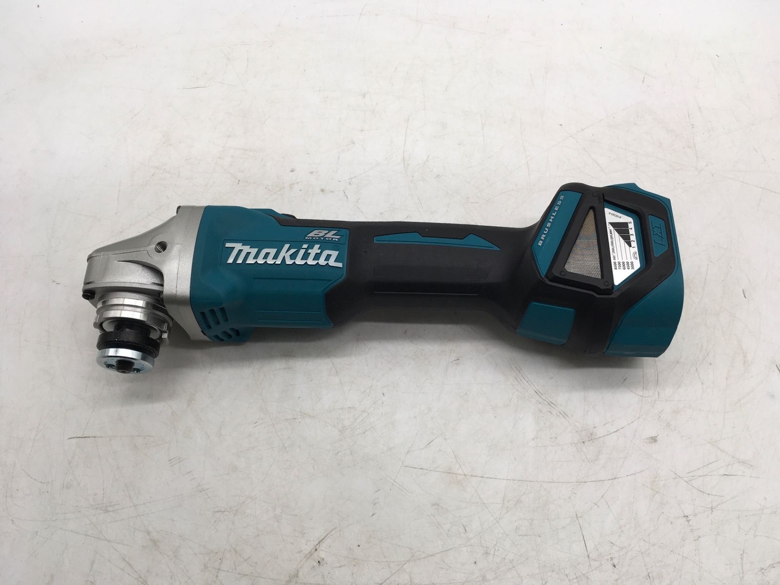 Makita マキタ 18V100mm充電式ディスクグラインダ GA412DRGX ダイヤル変速付 ITNVH3H3HI90 エコツール岡崎インター店 M02