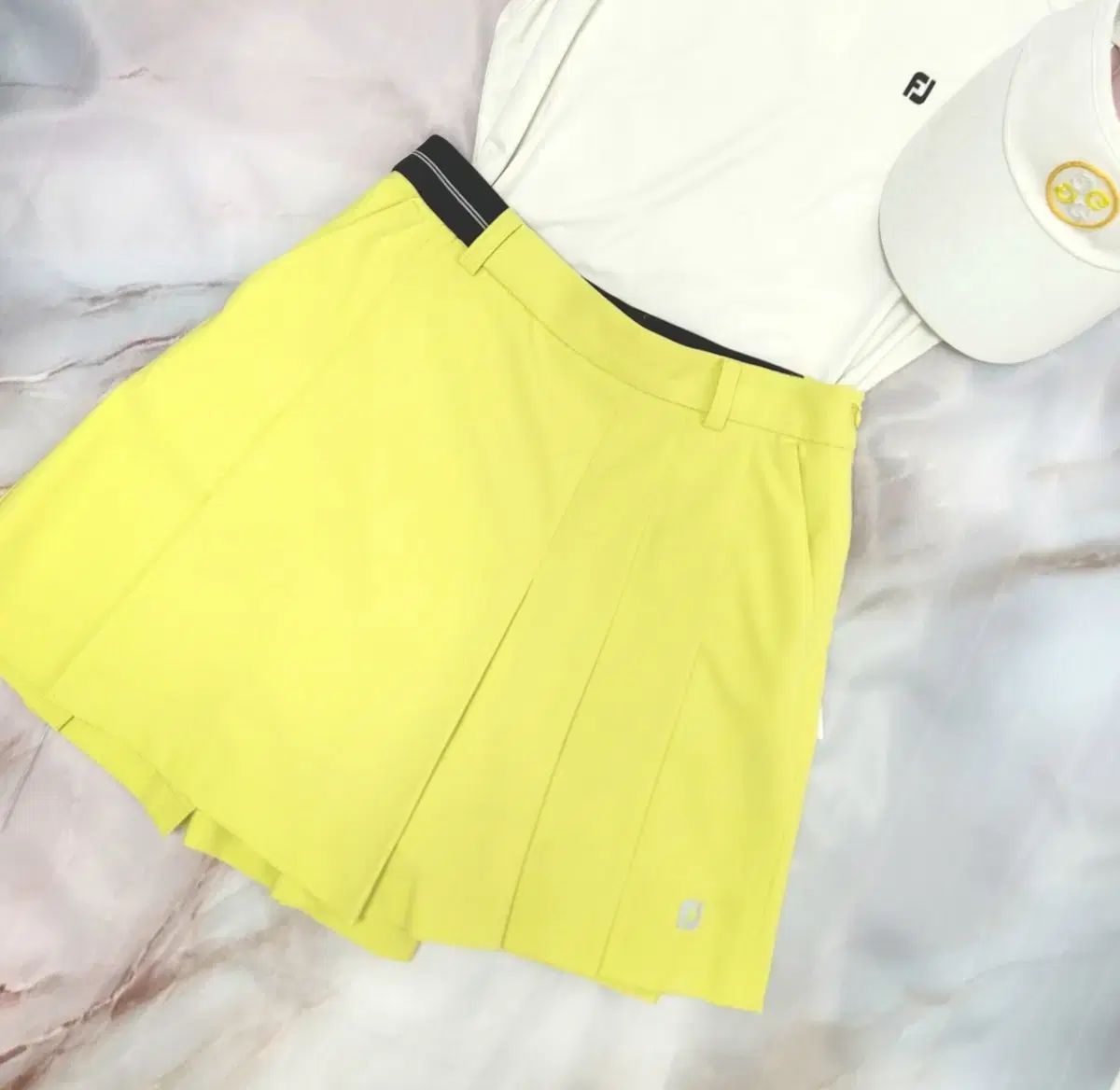 Malbon ゴルフ ショートパンツ＆トップス レディースセット