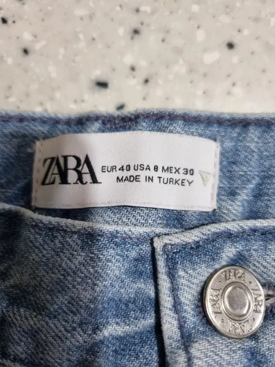 ZARA ザラ
