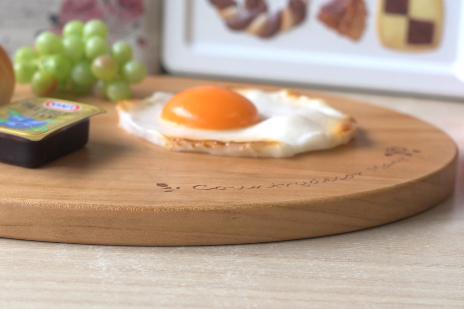 マニーローズ ウッド　カッティングボード　まな板　山桜の木　新品 マニーローズ ウッド カッティングボード まな板 山桜の木 新品