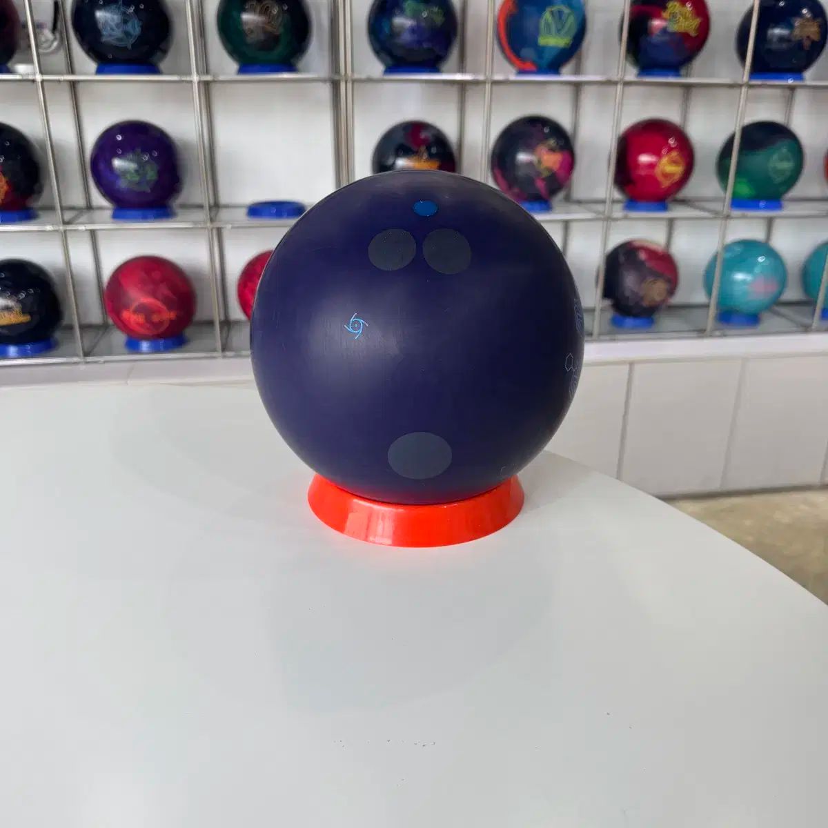 IQ ナノパープル (中古ボウリングボール) (ダンプレスボールもご