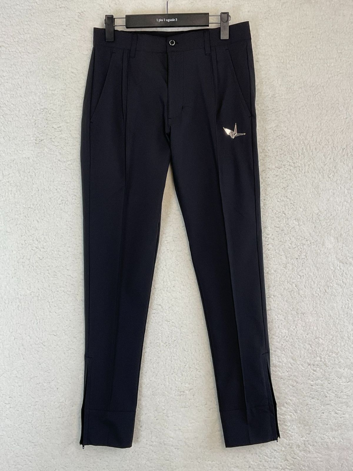半額sale - タイムセールをお見逃しなく 1PIU1UGUALE3 未使用 GOLF ジップ SLACKS ZIP ブラック 3 メンズウェア
