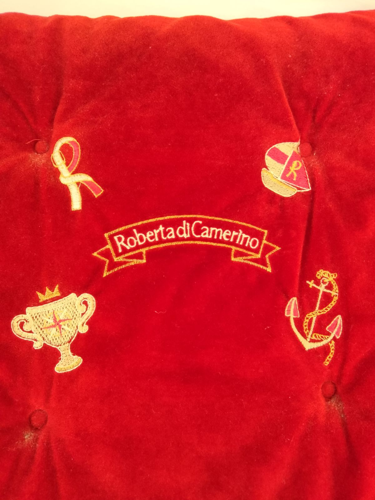 Roberta di Camerino クッション 2個セット ベロア調 赤黒 ロベルタ