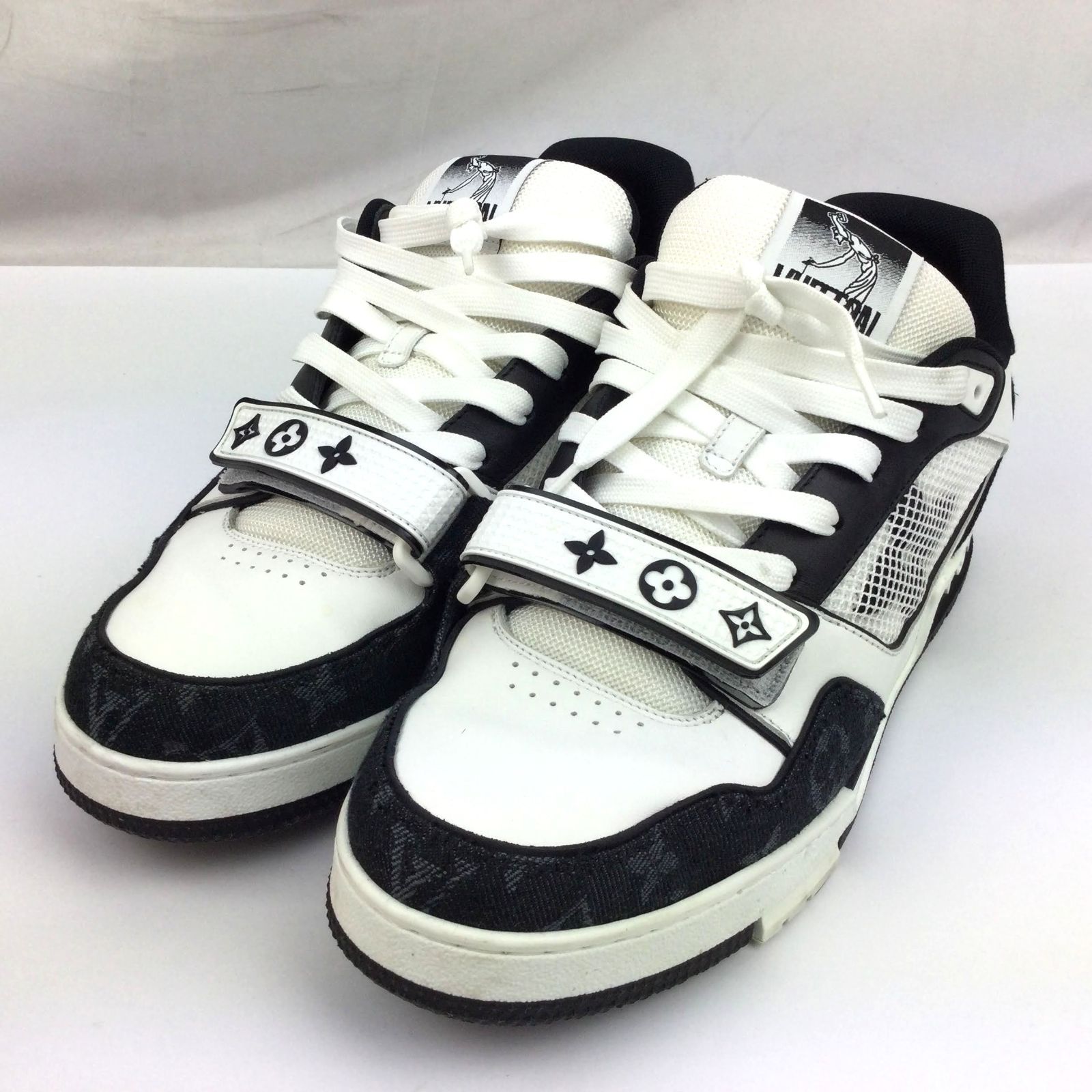 LOUIS VUITTON ルイヴィトン LV TRAINER MONOGRAM LINE SNEAKER MS0222