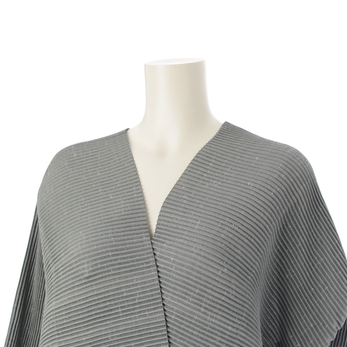 ISSEY MIYAKE プリーツ　ジャケット　アウター　グレー　Mサイズ ISSEY MIYAKE イッセイミヤケISSEY 裏メッシュストライプ
