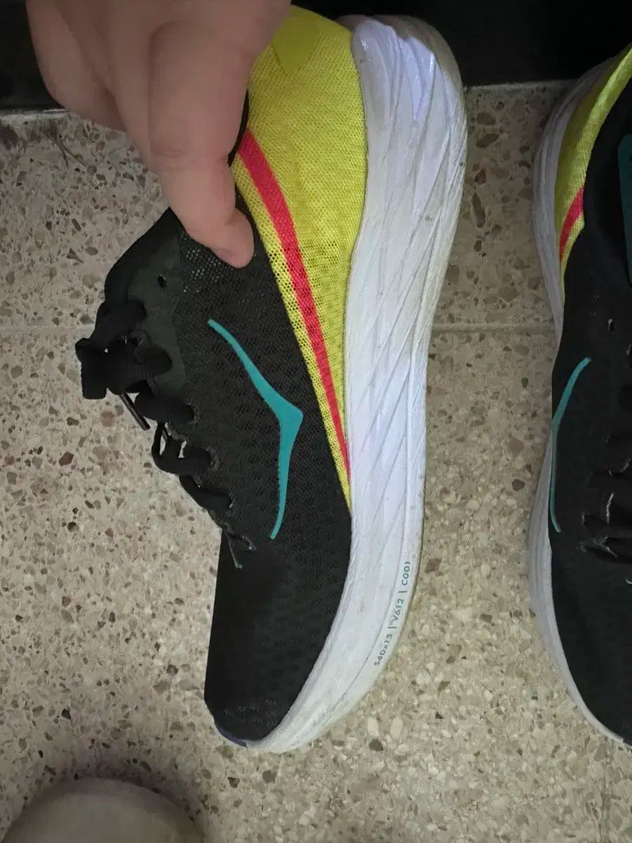 HOKA ONE ONE ホカオネオネ U ロケット X 280サイズ