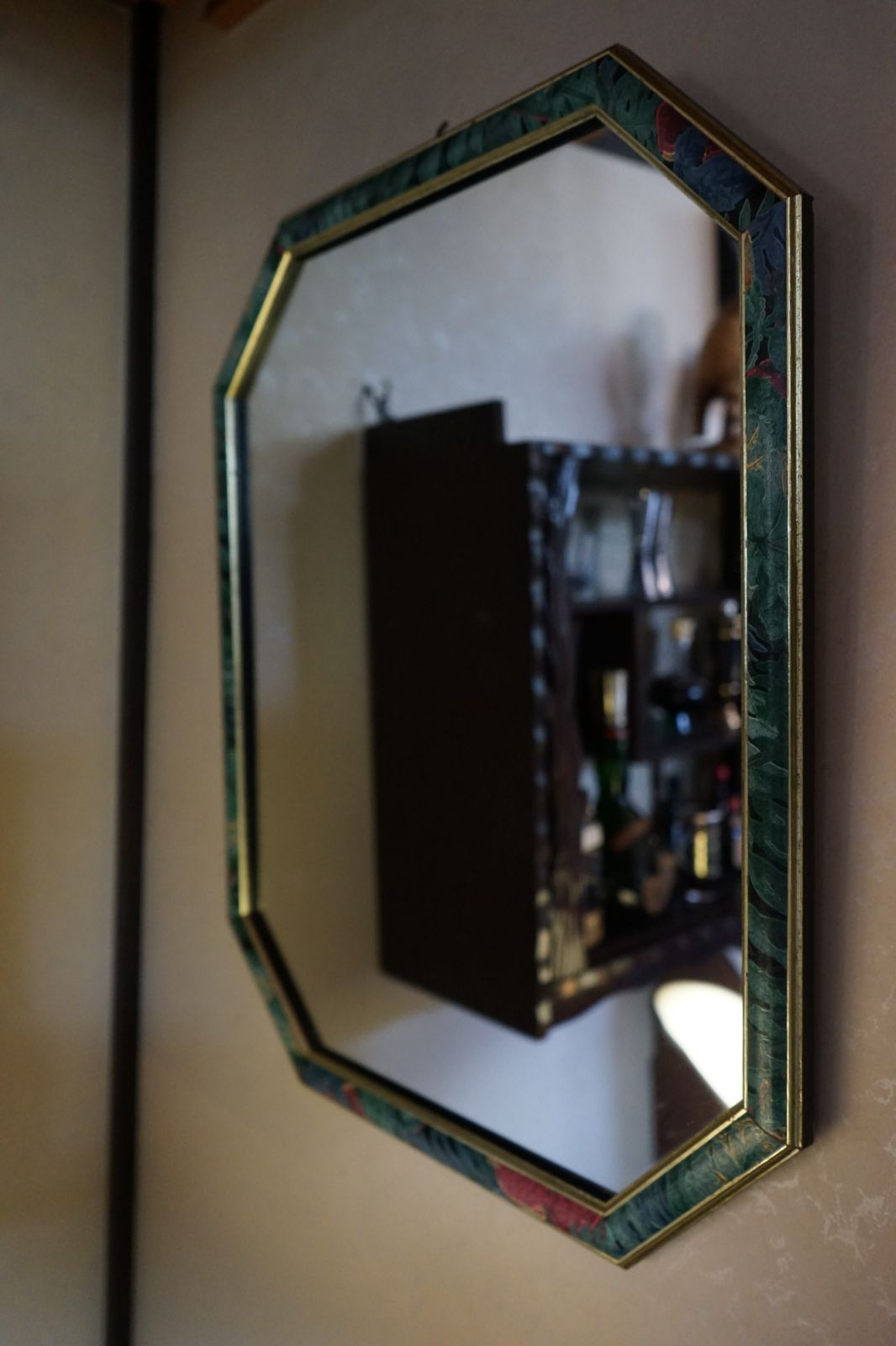 鏡 ウォールミラー 壁掛け鏡 イタリア アンティーク調 インテリア レトロ 昭和レトロ アンティーク ヴィンテージ