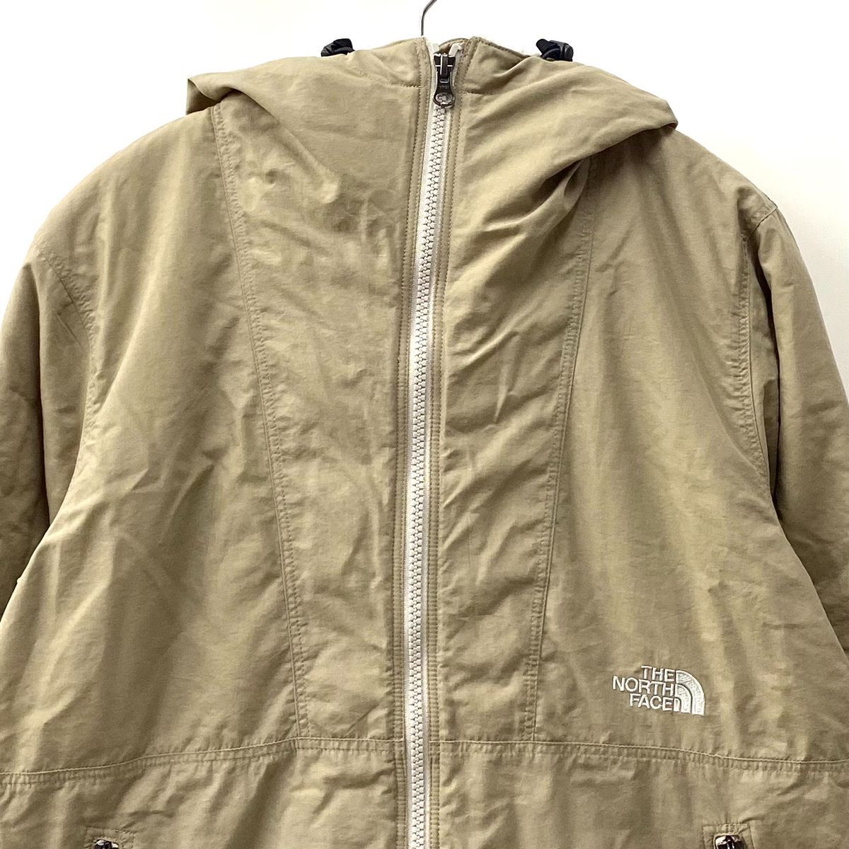 THE NORTH FACE　ノースフェイス　コンパクト　ノマドジャケット　マウンテンパーカー　ベージュ　Lサイズ 　NPW71300