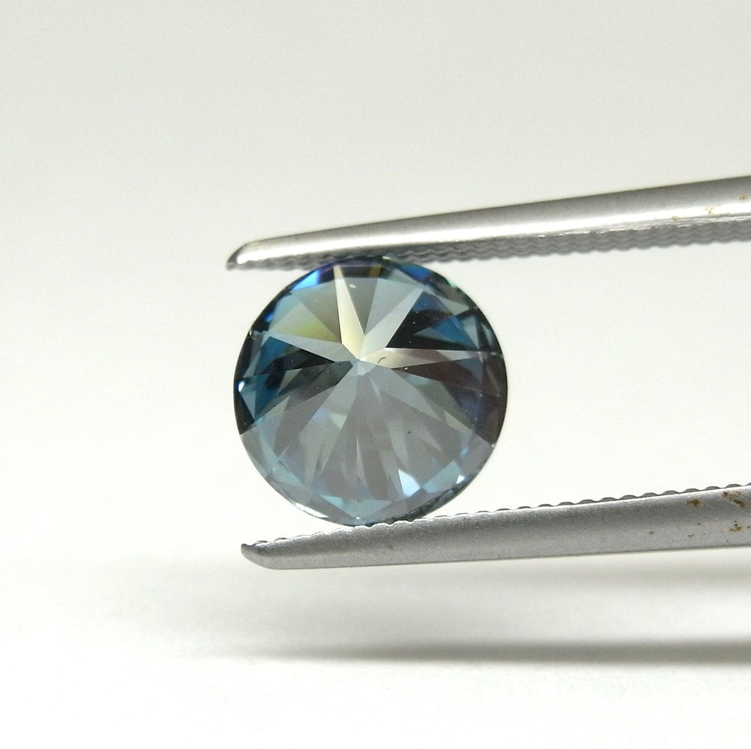 限界突破価格】無色ラウンドカットダイヤモンド1.24ctルース