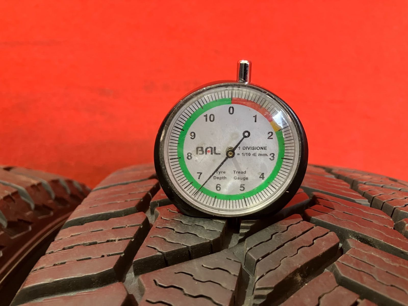 スタッドレスタイヤ 225 65R17 MICHELIN X-ICE SNOW SUV 4本SET