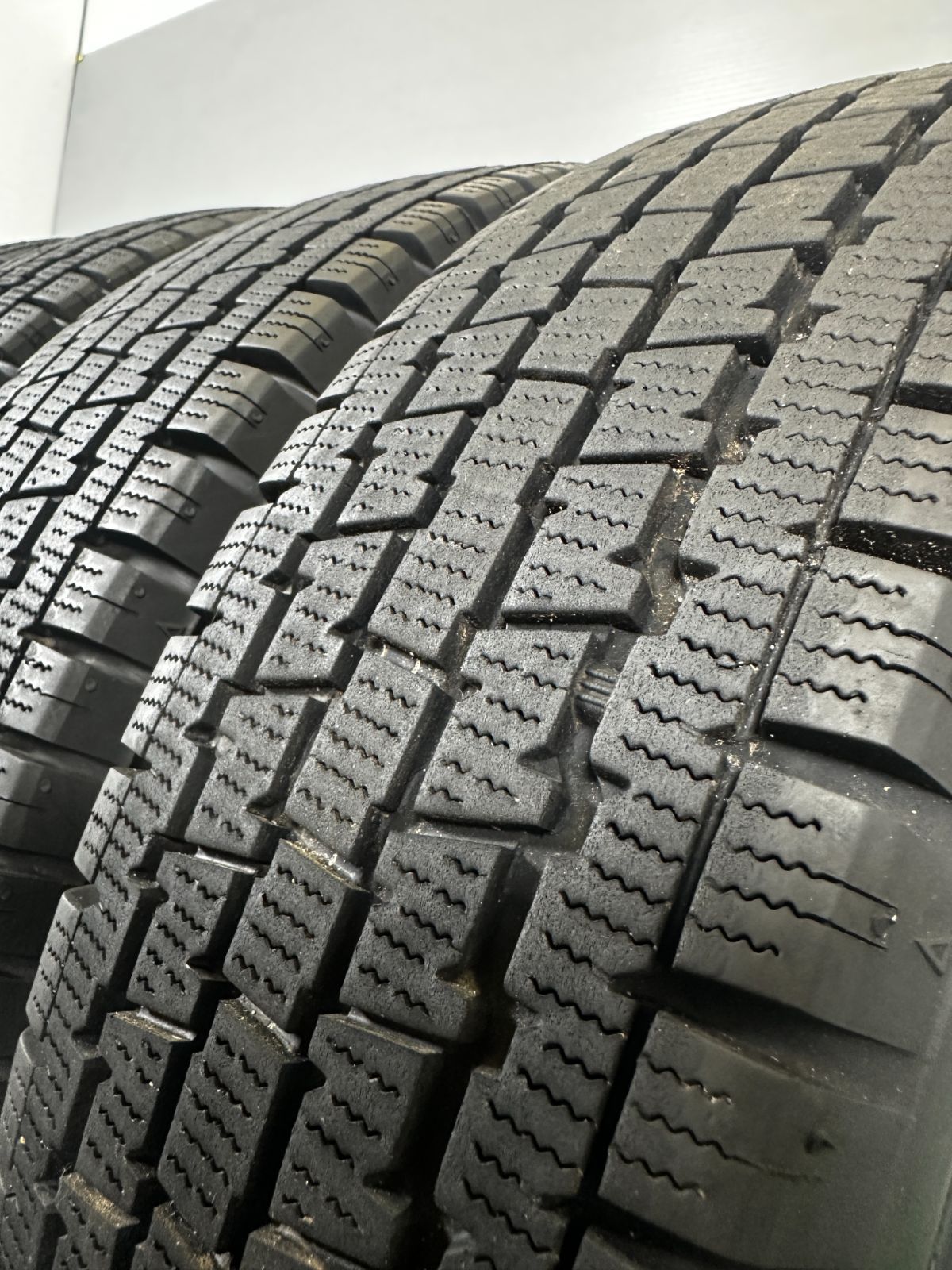 スタッドレス TA401