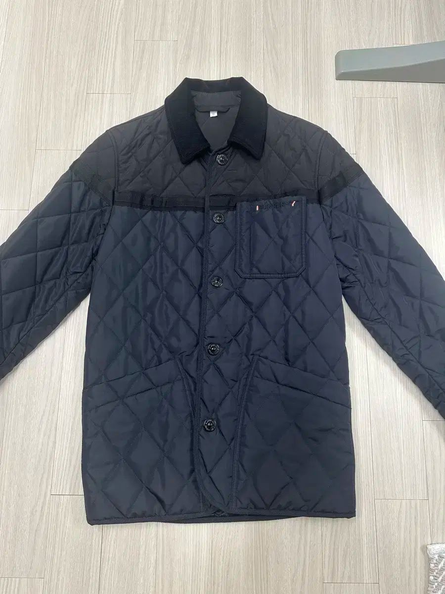 バーバリー ホワイトホール キルティング ジャケット