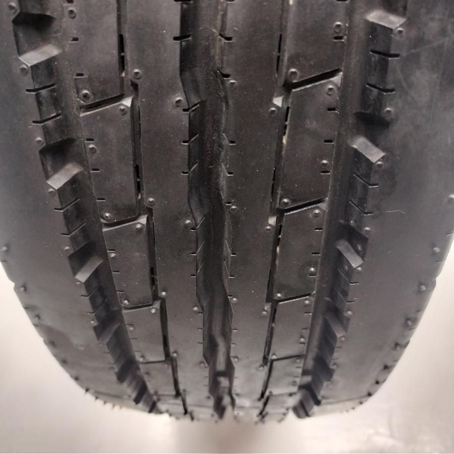 送料無料SALE! ◆配送先指定あり◆ トラック用オンロード 1本 205 85R16 117 115 L LT 12PR ヨコハマタイヤ LT151R 2019年製 ～本州 四国は ～