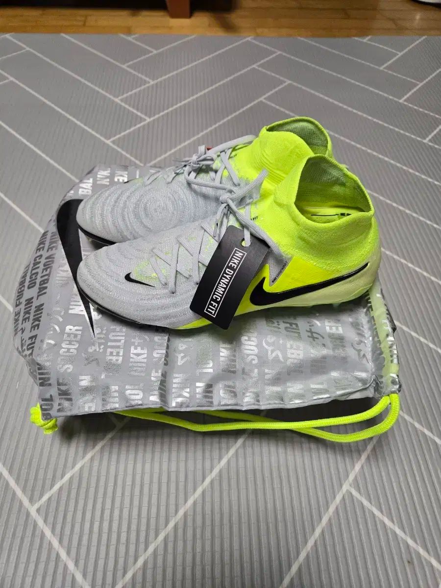 最 ー♥ NIKE ナイキ ファントム ルナ 2 エリート fg 275mm 販売 WHITEMONARCHHOTEL_COM