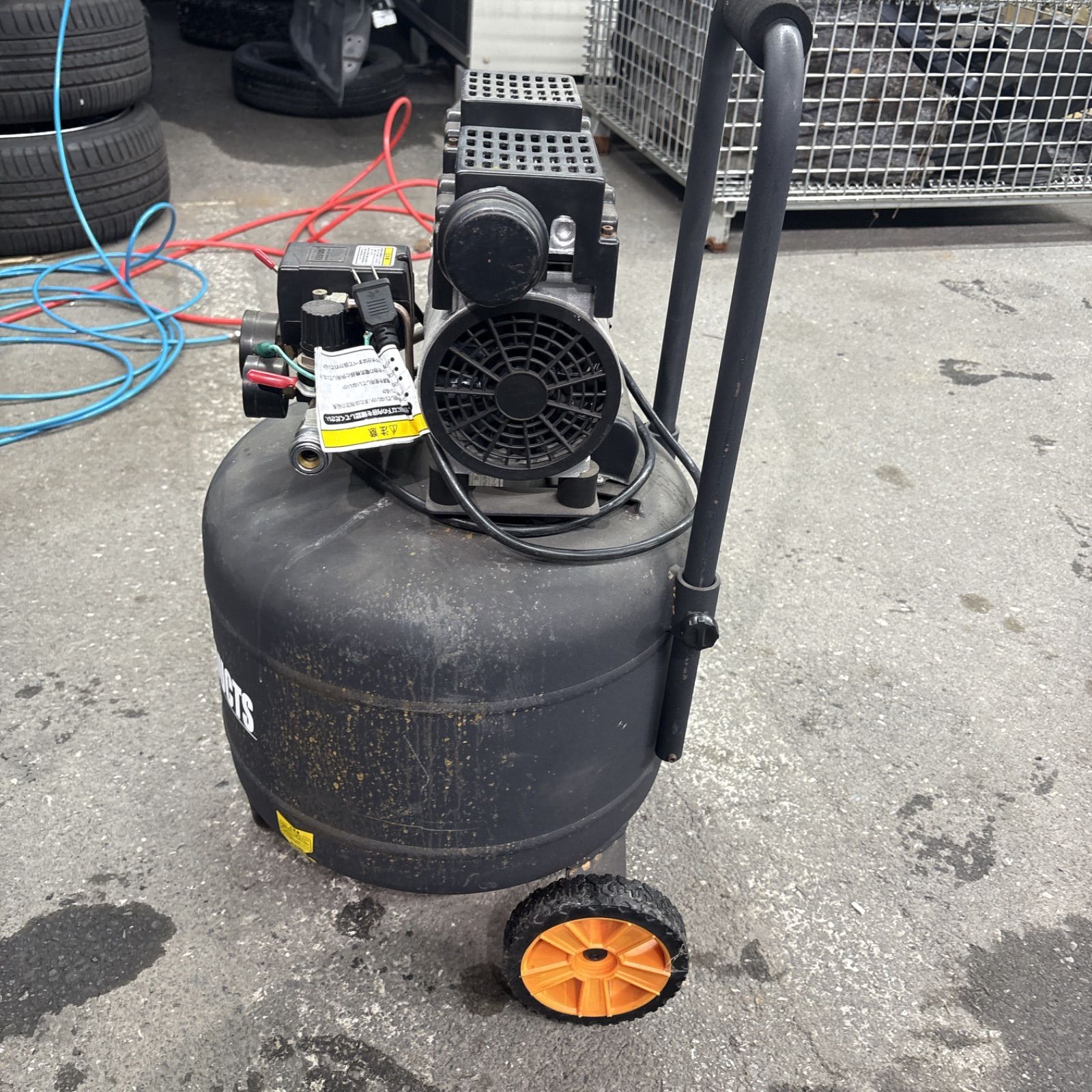 ASTRO PRODUCTS エアコンプレッサー アストロプロダクツ