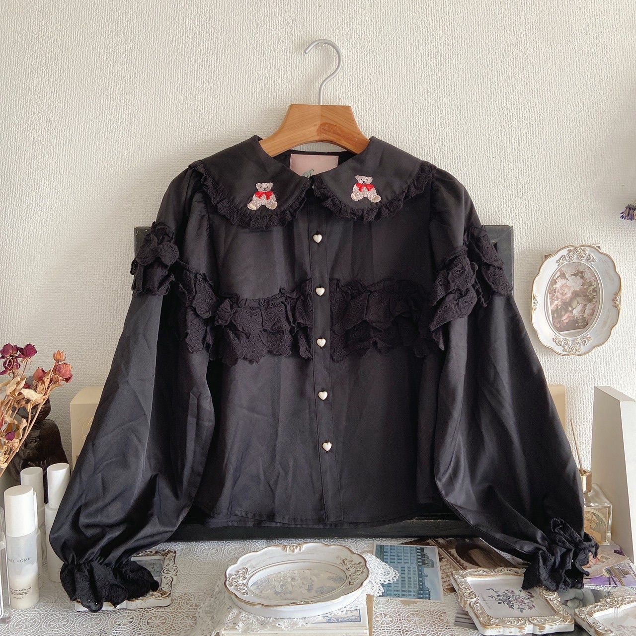swankiss くま刺繍衿ブラウス - メルカリ