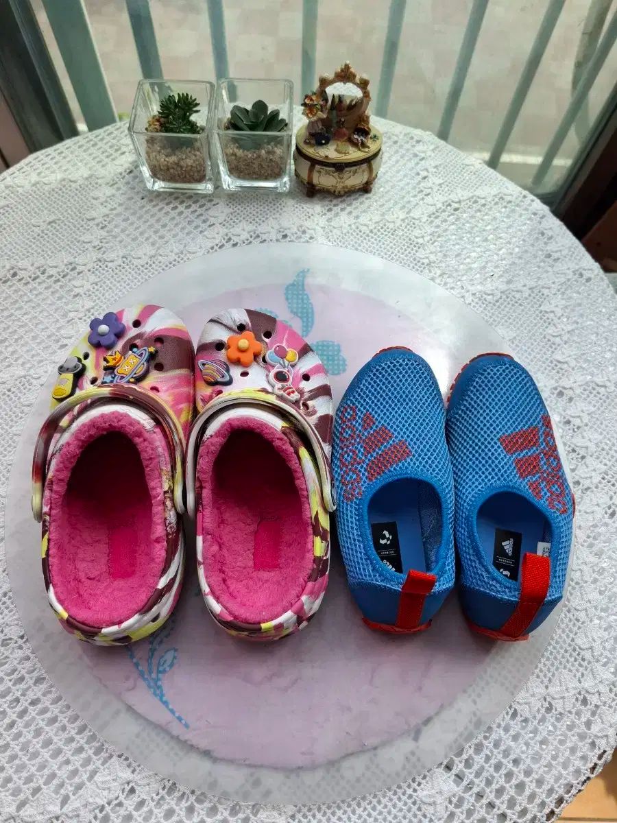 ♥高級皿・【美濃焼 ・名作良峰作】♥花柄・銀彩ラメ浮かし銀彩