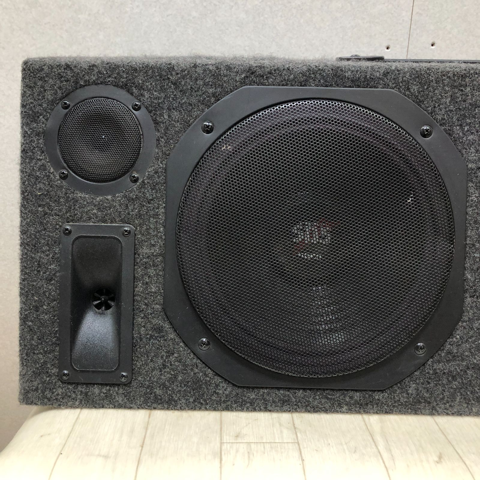 サブウーファー 車載用