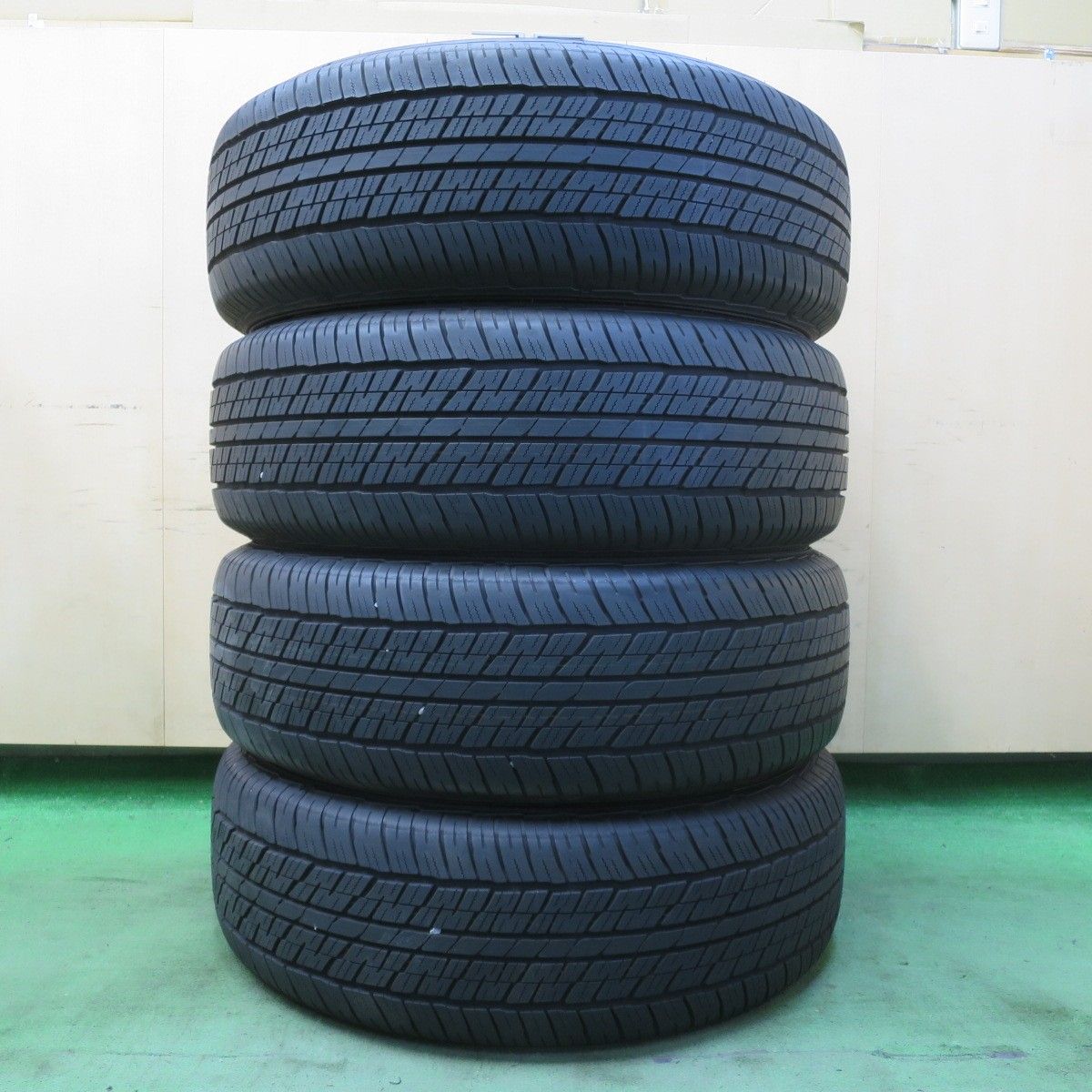 新車外しDUNLOP AT23 265 65 R18 ランクル250 VX