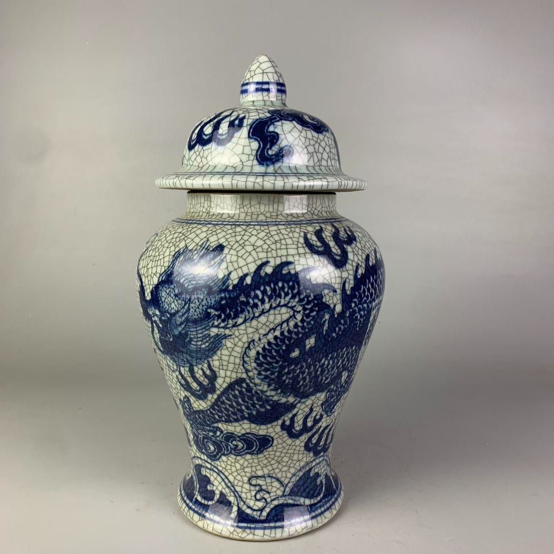 青花龍紋喜珠図将軍缶 風水 置物 景徳鎮 陶磁器 装飾品現代工芸品 美術品 置物 青花龍紋喜珠図将軍缶 風水 置物 景徳鎮 陶磁器 装飾品現代工芸