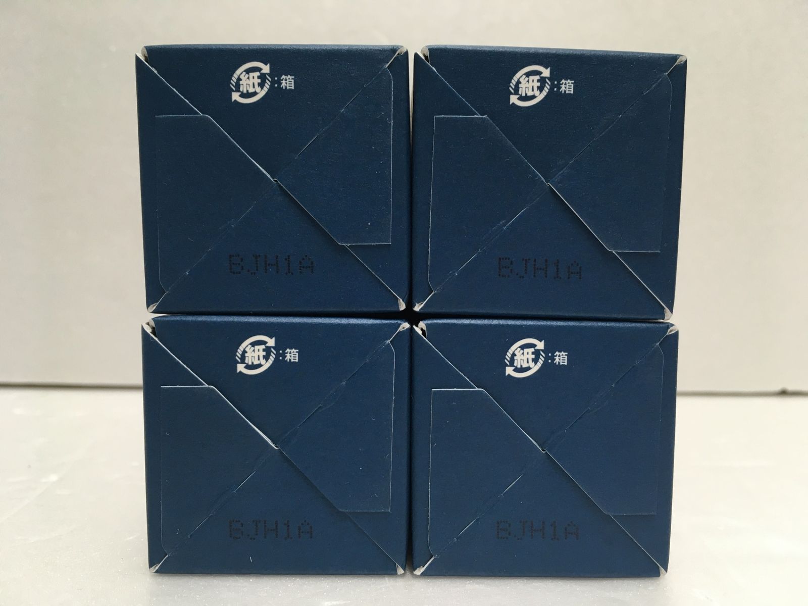 有田焼 林九郎作 古伊万里更紗 沈香壺 蓋付 台付 有田焼 林九郎作 古