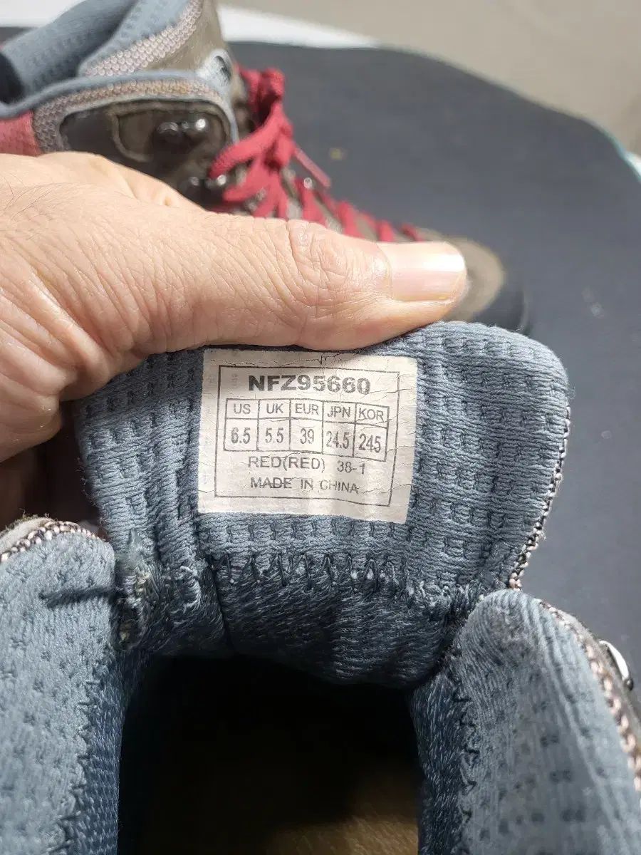 THE NORTH FACE ザノースフェイス GORE-TEX ゴアテックス 登山靴 245mm