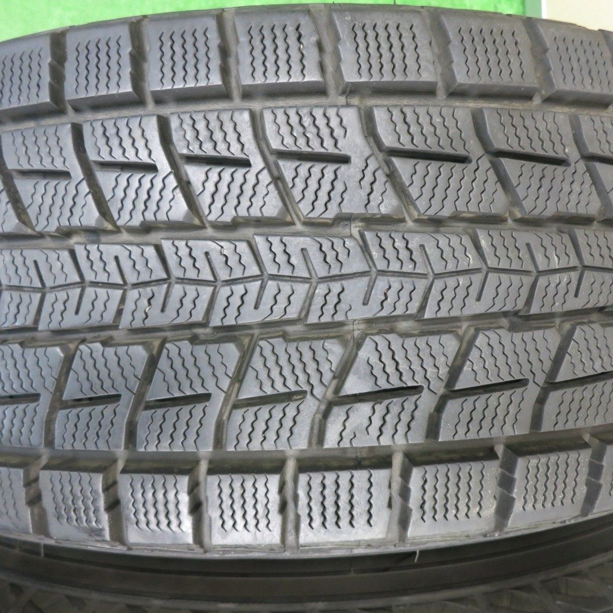美品 ダンロップ スタッドレスタイヤ付き 225 65 17 ウィンター