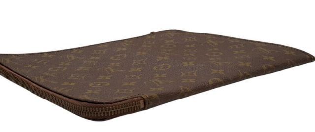 ルイヴィトン　ポッシュドキュマン　ビジネスバッグ LOUIS VUITTON ルイヴィトン M54472 ポルトドキュマンヴォワヤー