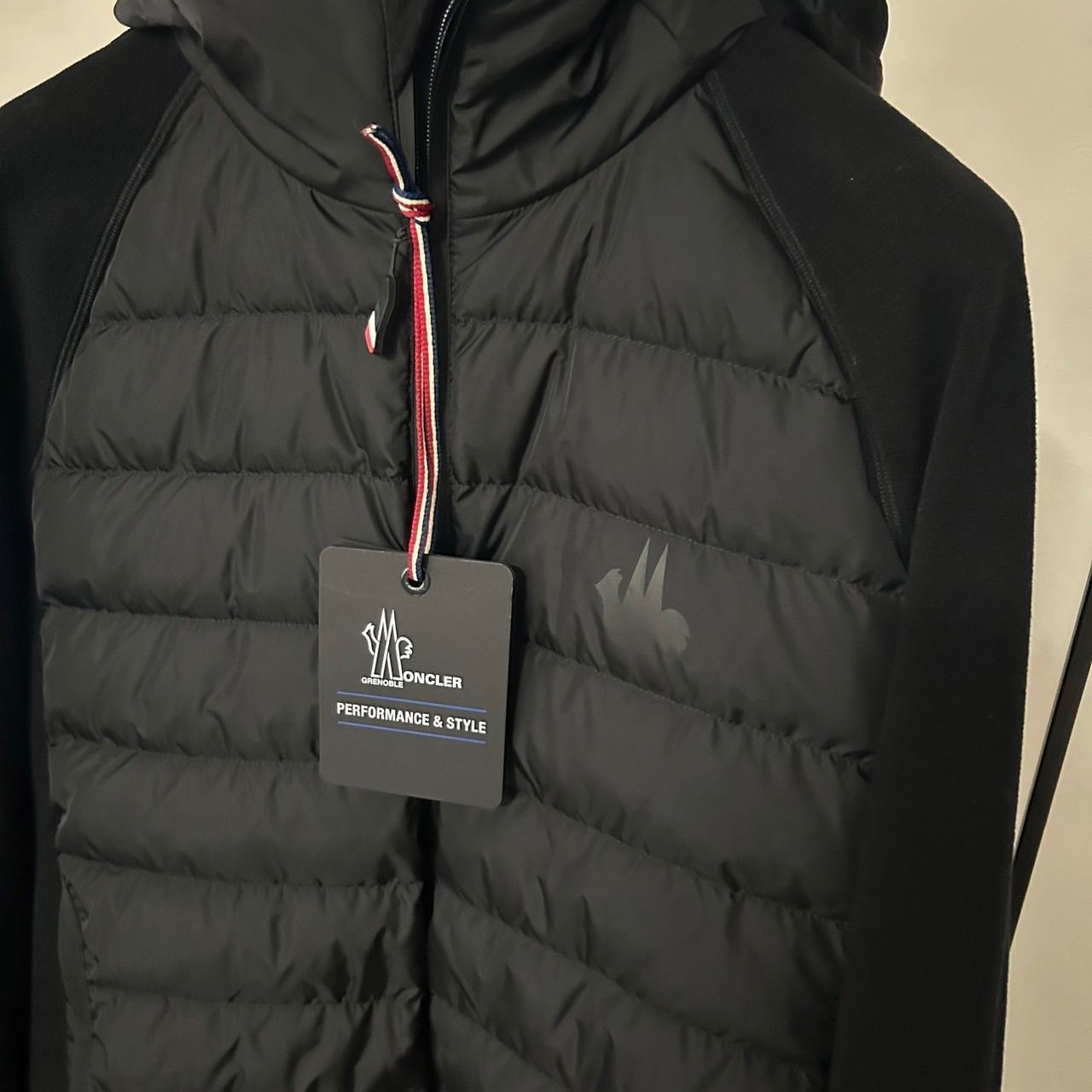 美品 モンクレール ハイブリッドダウン グルノーブル サイズL フリースブラック 美品 モンクレール ハイブリッドダウン グルノーブル サイズL フリース