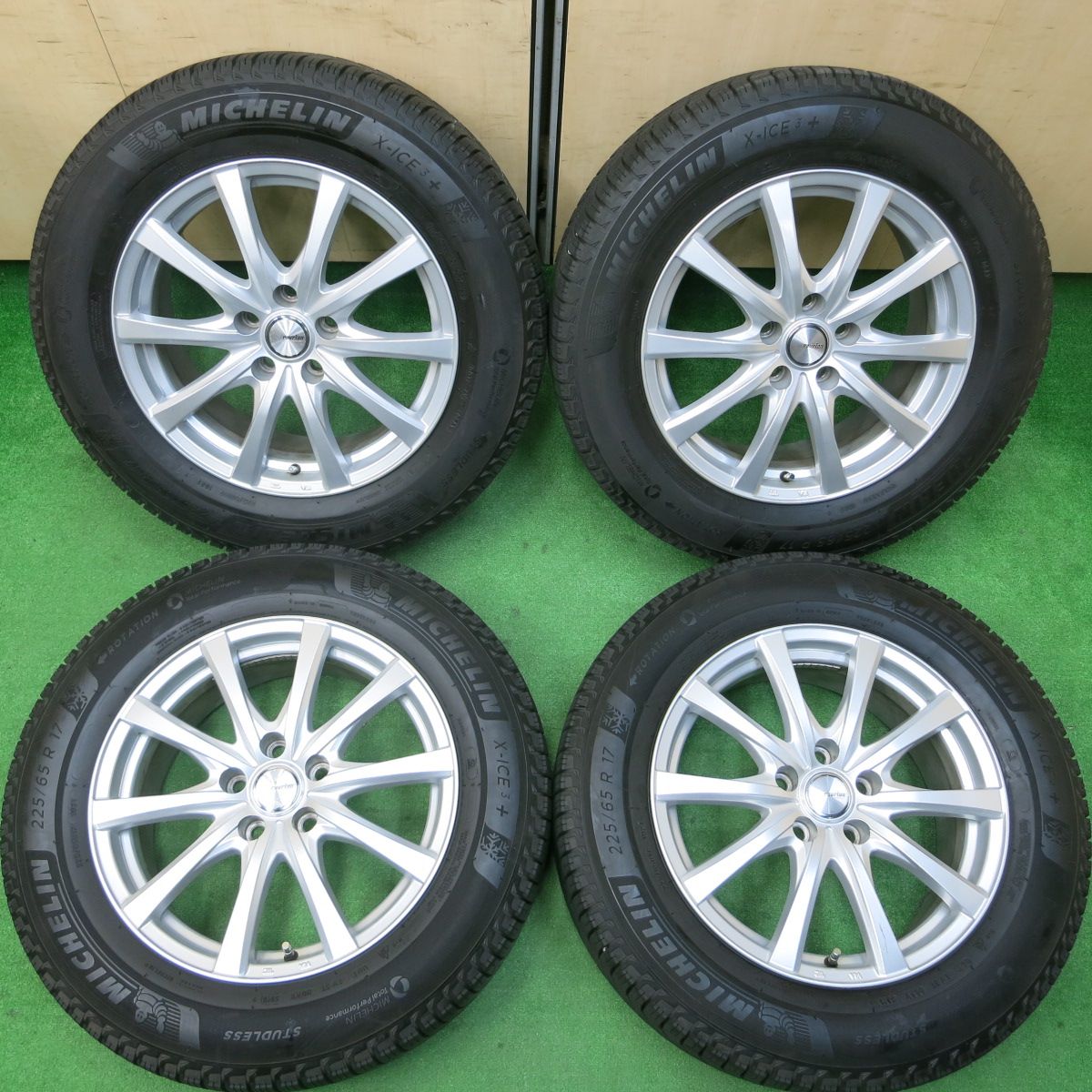 X-ICE3 ハイラックス 225/65R17 スタッドレス4本！