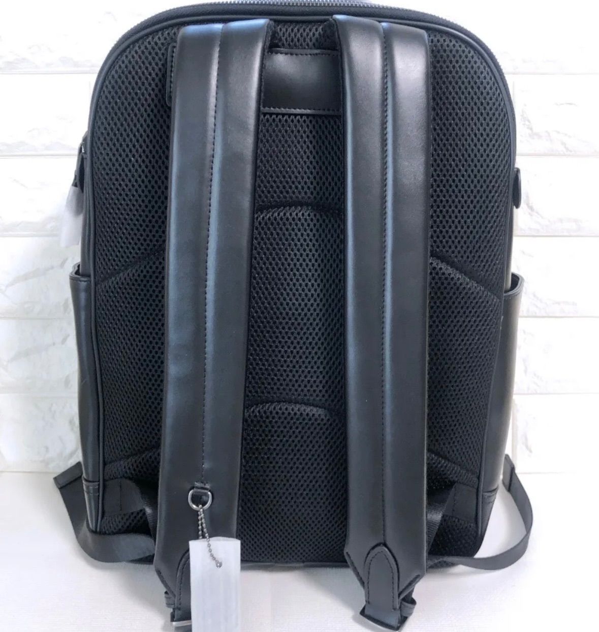 即完売商品【新品】COACH グラハム バッグパック リュック - メルカリ