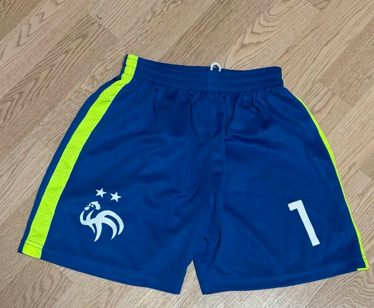 青少年 サッカー セット - メルカリ