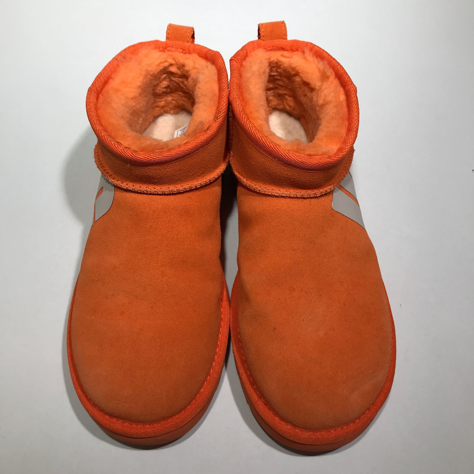 城東80-005】 UGG アグ クラシック ウルトラミニチョップド