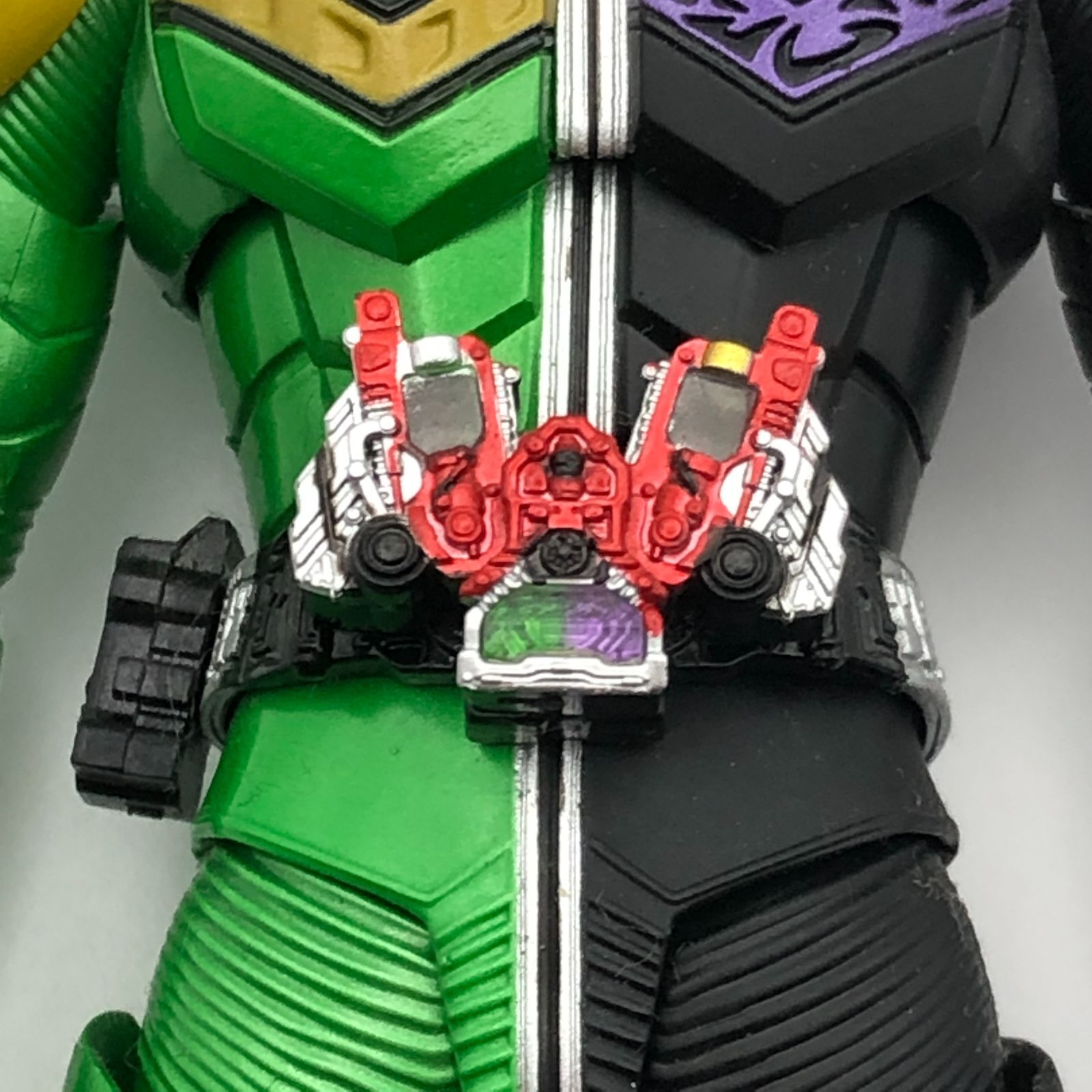 『中古品』真骨頂仮面ライダーダブル　サイクロンジョーカー Amazon.co.jp: バンダイ(BANDAI) S.H.Figuarts（真骨彫製法