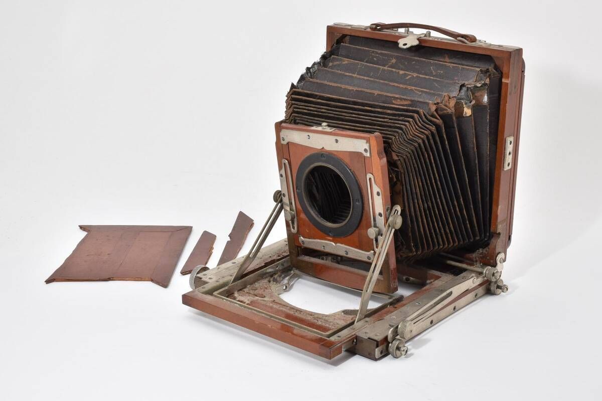 大 木製蛇腹カメラ 大判カメラ フイルムカメラ アンティーク 3584W0111 01