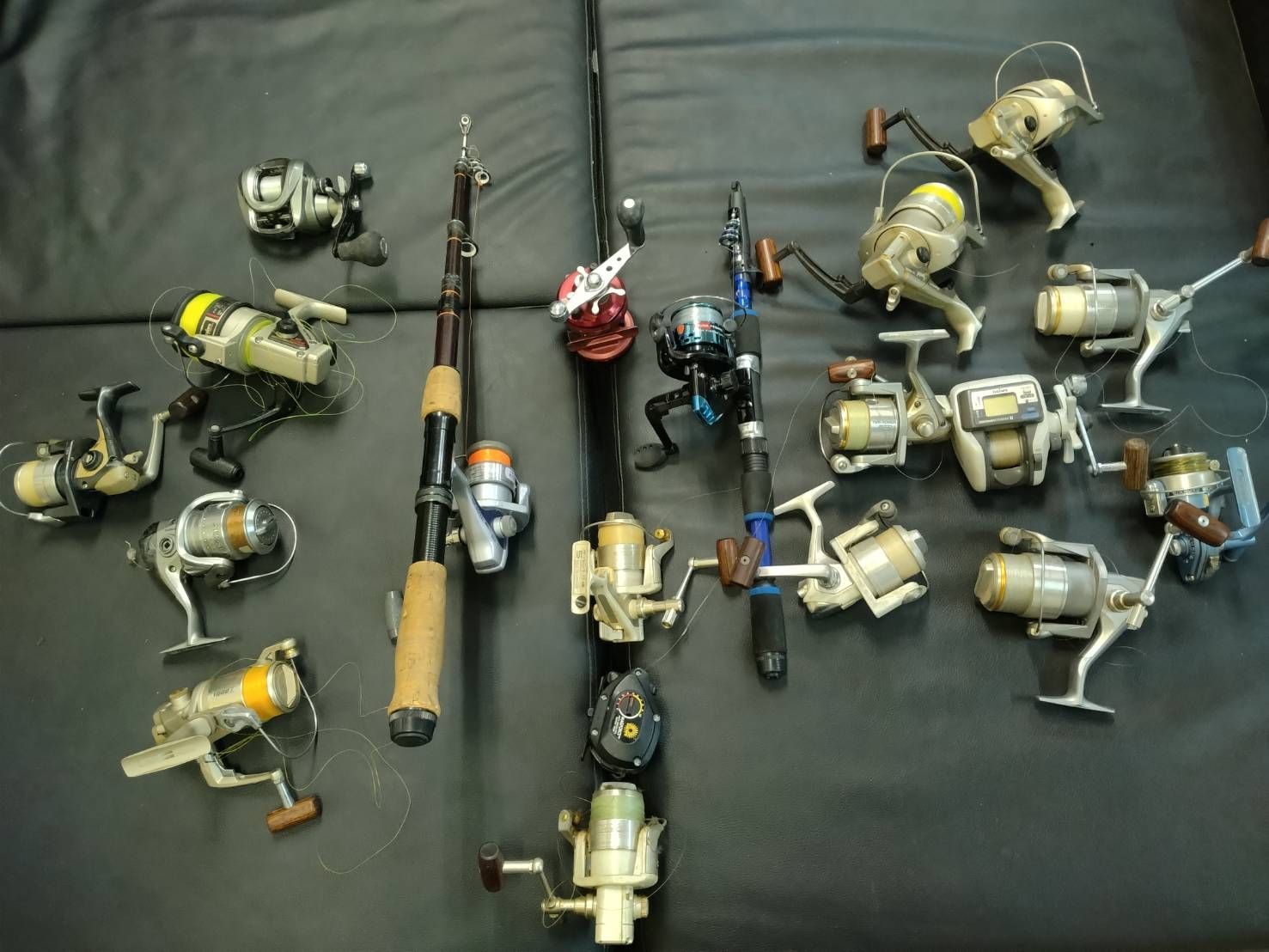スピニングリールまとめ売り スピニングリール まとめ売り 5個実用品