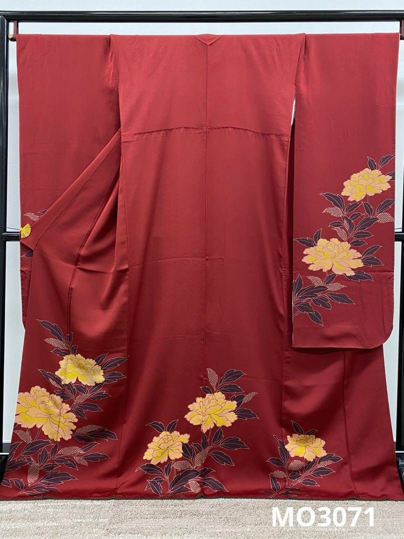 振袖 豪華 刺繍 金彩 紋意匠 牡丹 身丈168cm 撥水加工済 振袖 豪華 金彩 牡丹 紋意匠 身丈168cm 撥水加工済 - メルカリ