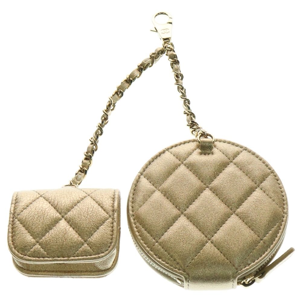 CHANEL シャネル 2025 イヤーズギフト マトラッセ ココマーク コインケース AirPods バッグチャーム ラムスキン ゴールド金具 ランダムシリアル シャンパンゴールド レディース