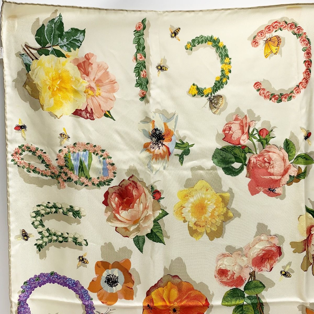 GUCCI グッチ フローラル柄 アイボリー シルク スカーフ
