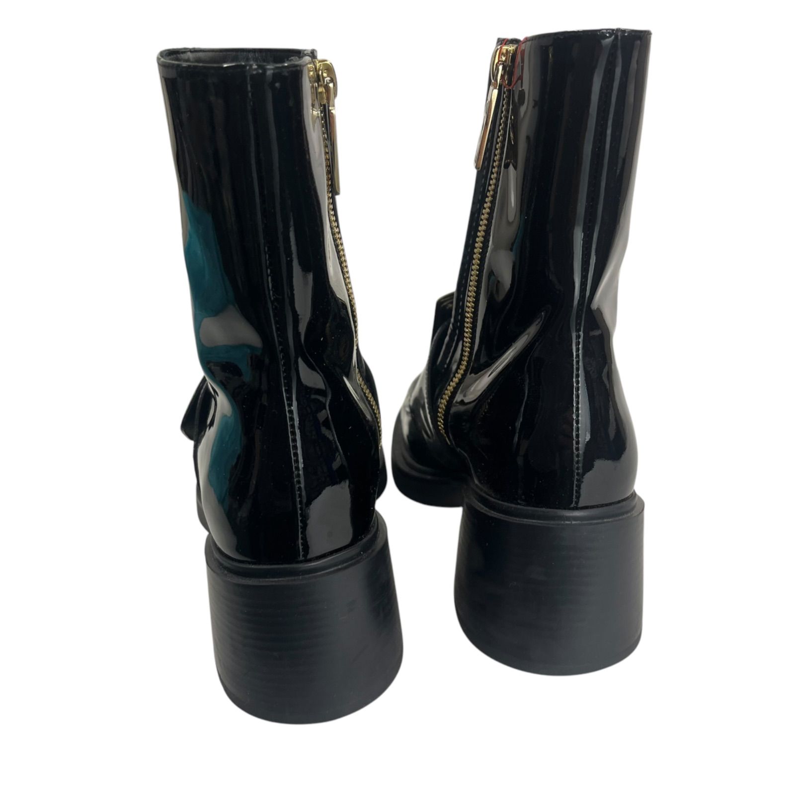 美品 ロジェヴィヴィエ ROGER VIVIER エナメル ショートブーツ 36 