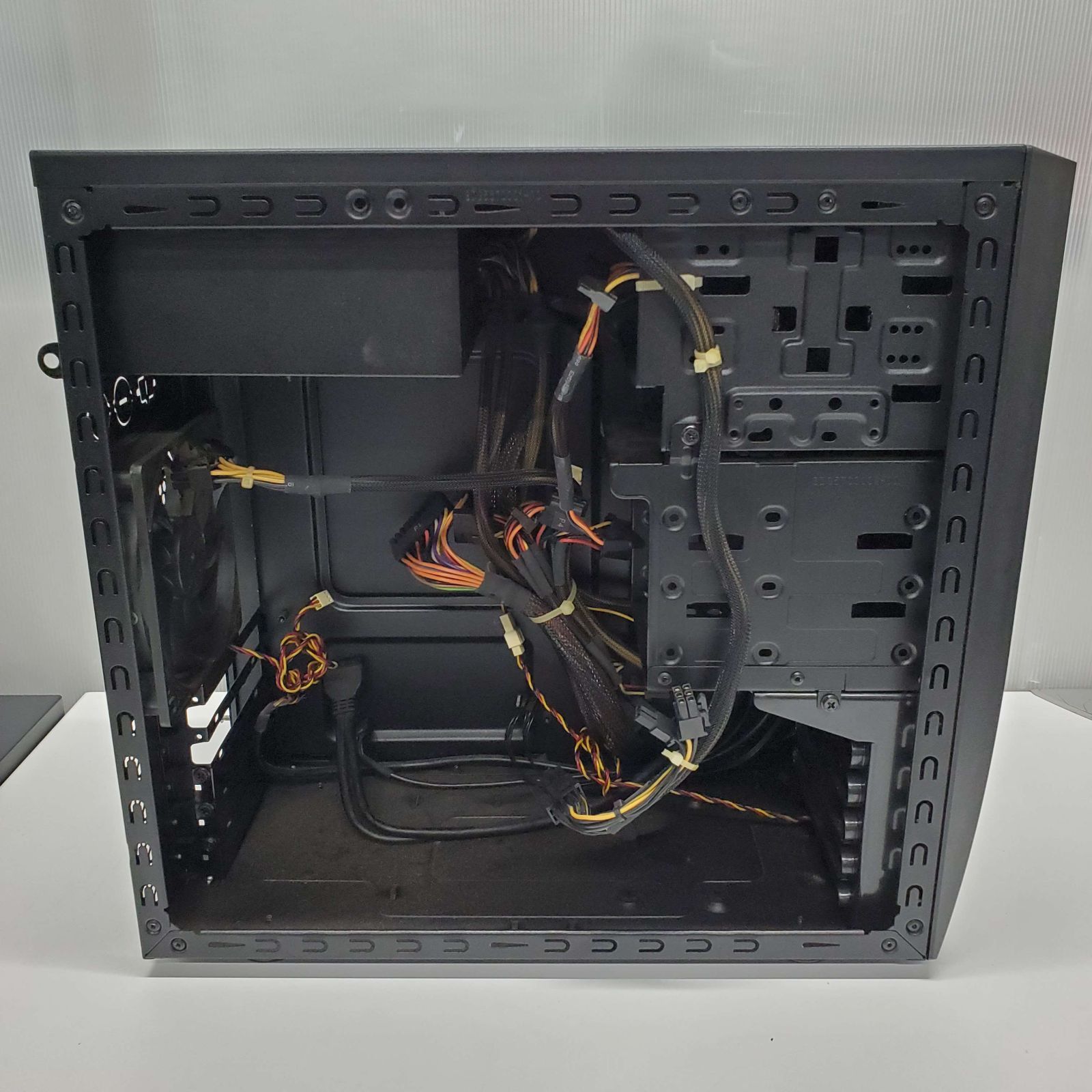 特価品】GALLERIA(ガレリア) ゲーミングPC ケースと電源(500w