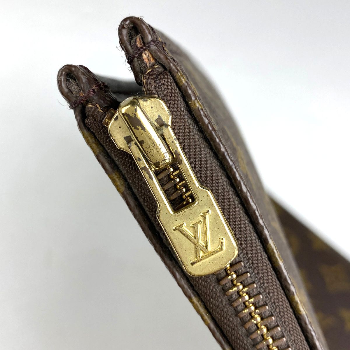 クラッチバッグ