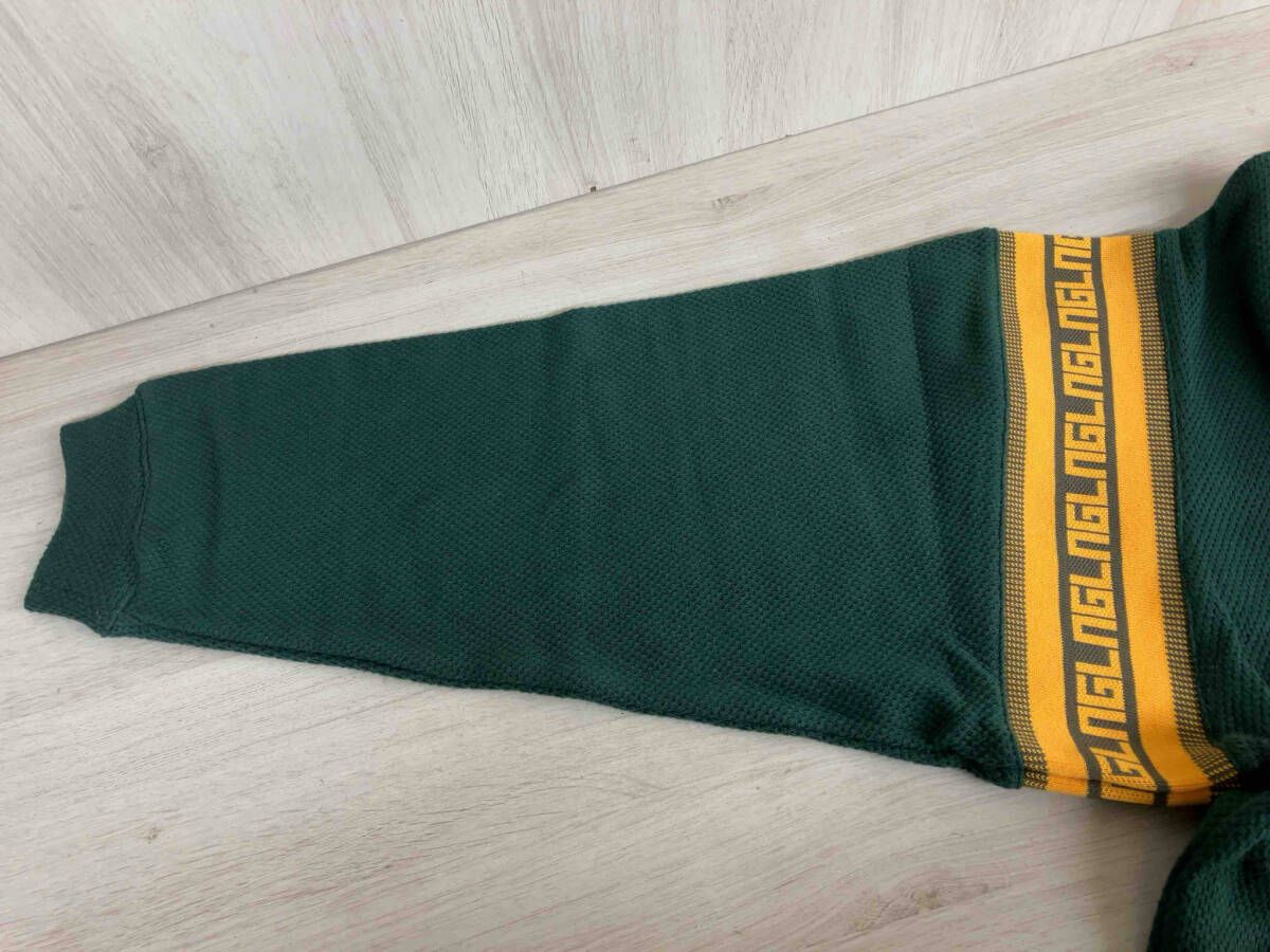 Sleeve