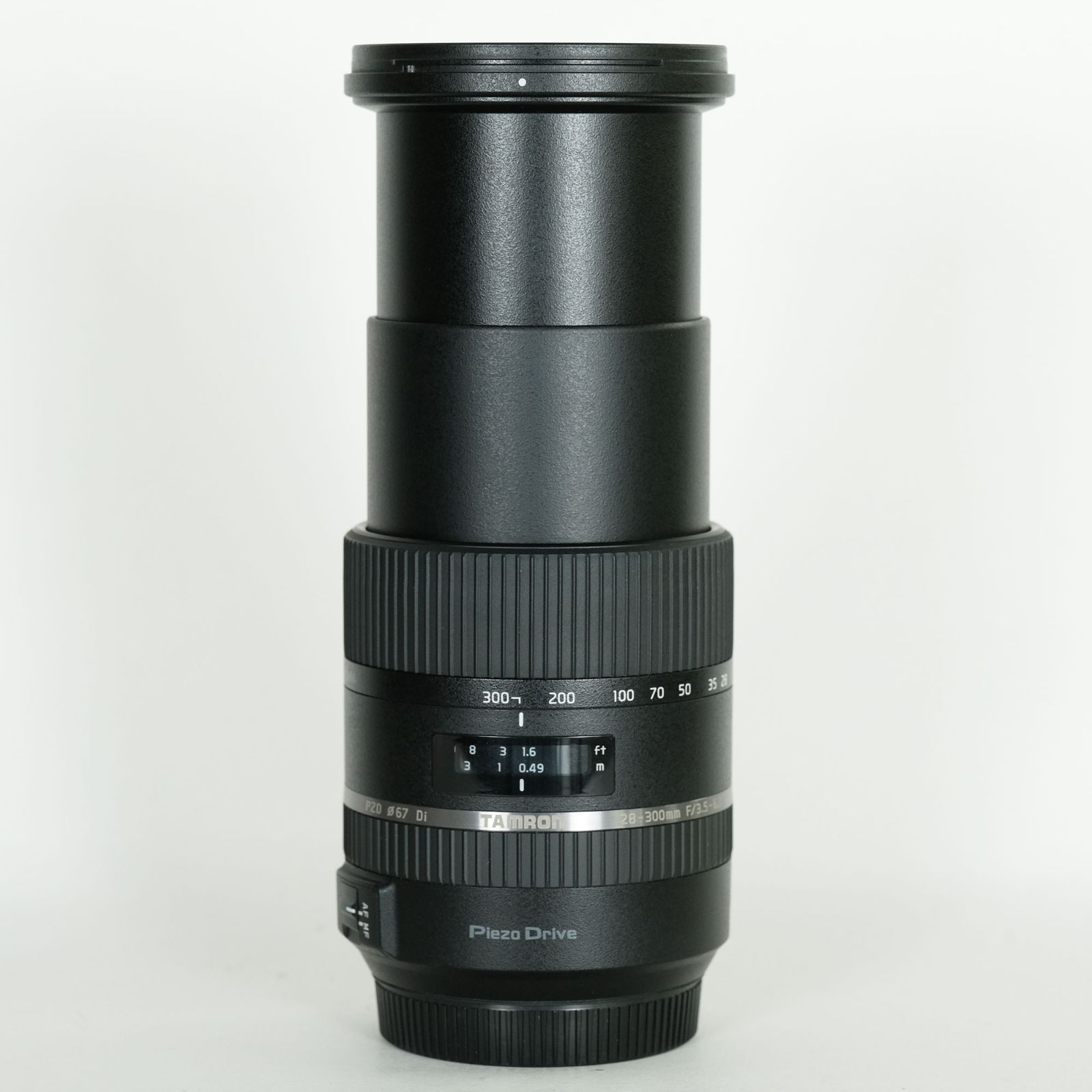 28-300mm F3.5-6.3