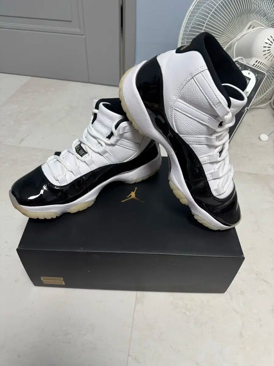 285 ジョーダン 11 レトロ 感謝の気持ち