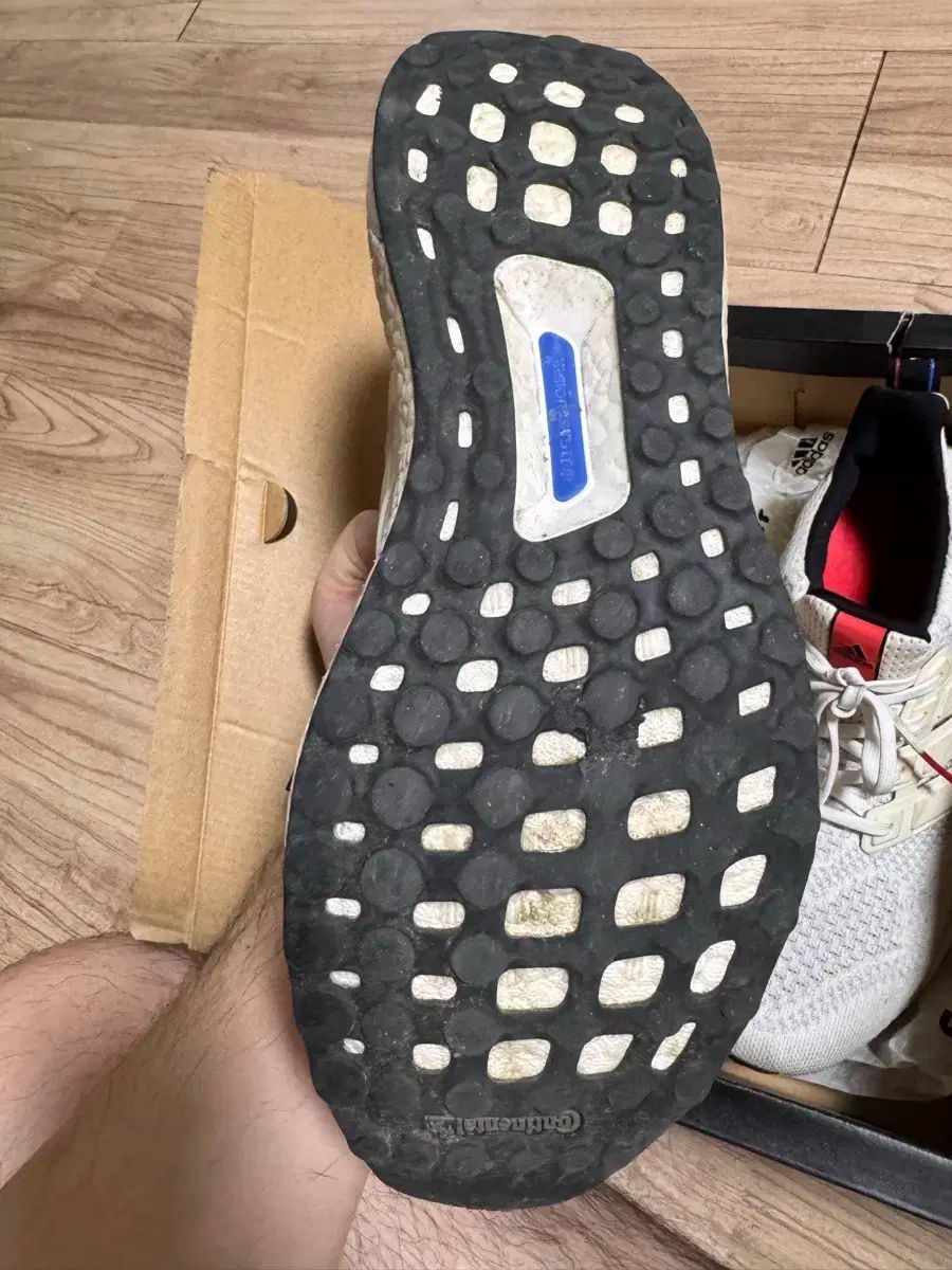 adidas アディダス