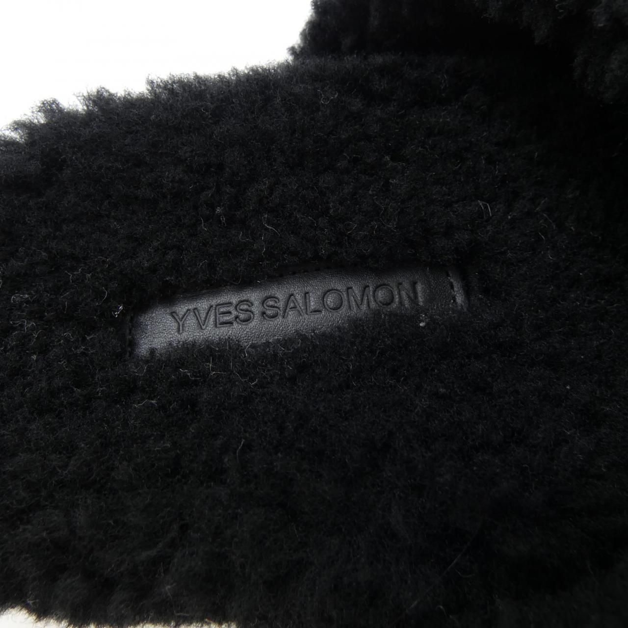 イヴサロモン YVES