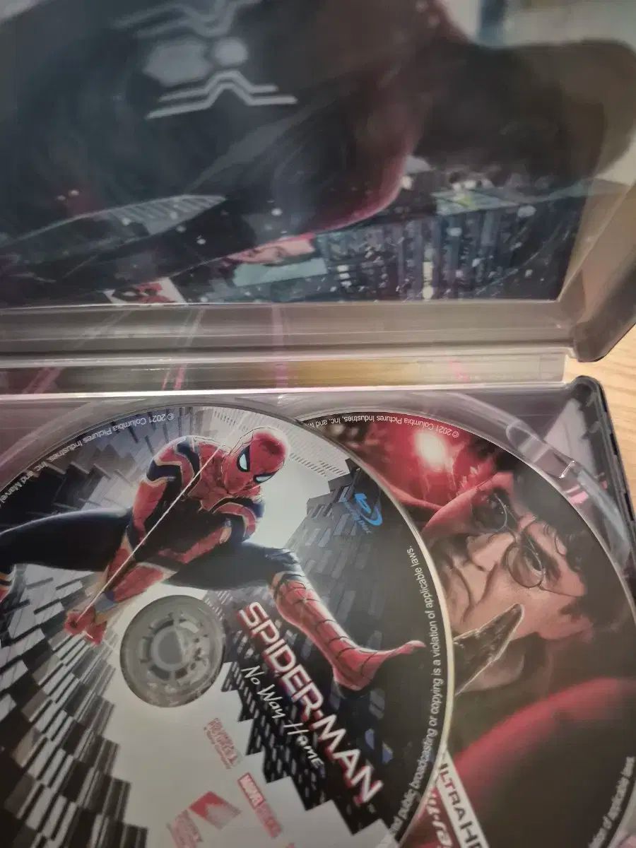 スパイダーマン ノー・ウェイ・ホーム スチールブック 4K Amazon.co.jp: スパイダーマン:ノー・ウェイ・ホーム 日本限定