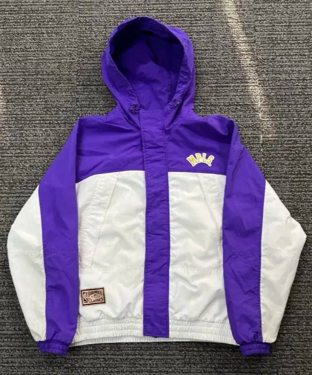 NBA Lakers ウィンドブレーカー S サイズ