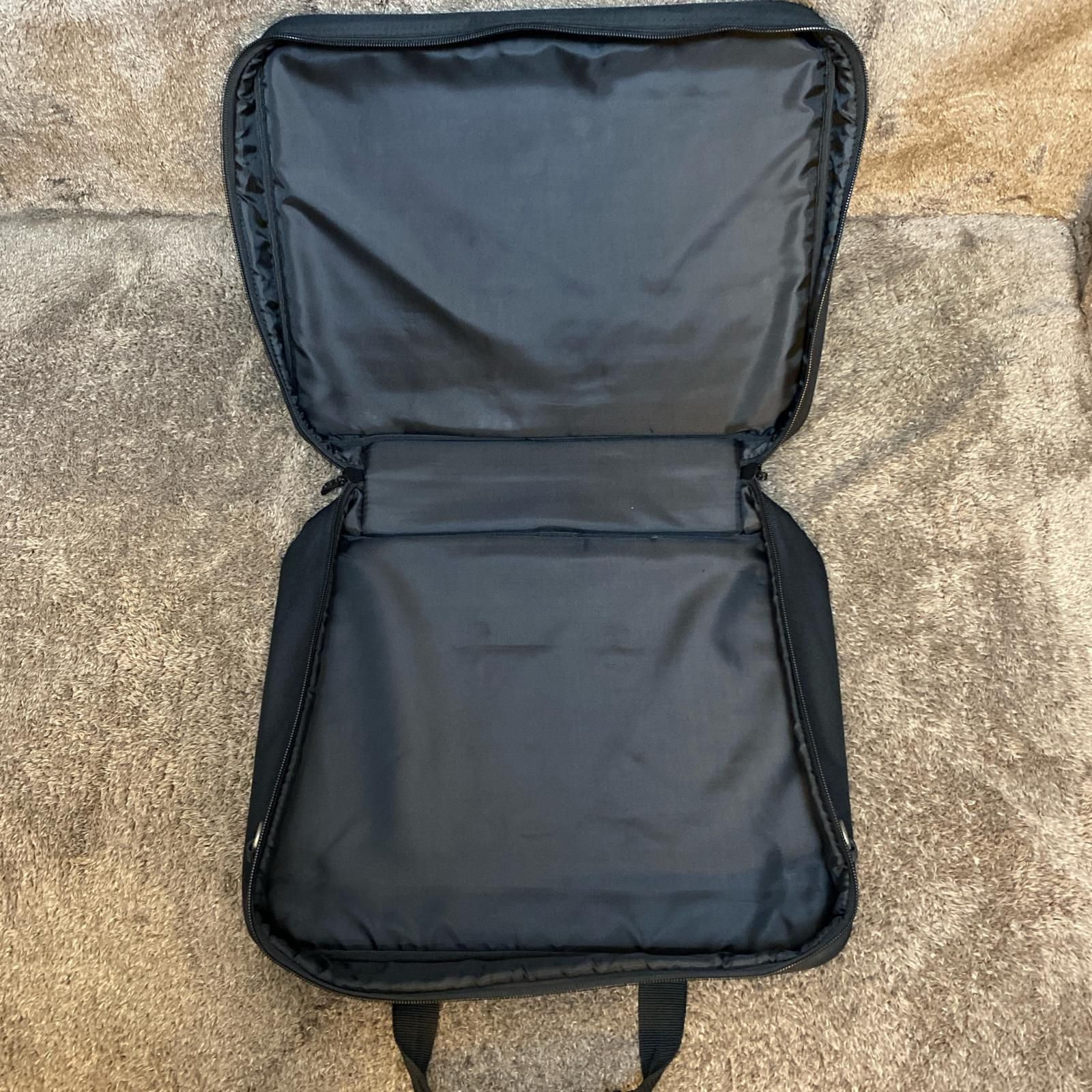 4レール 43.7×31.7×7